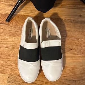 "Leather flocked" Steve Madden slip-ons. Great condition